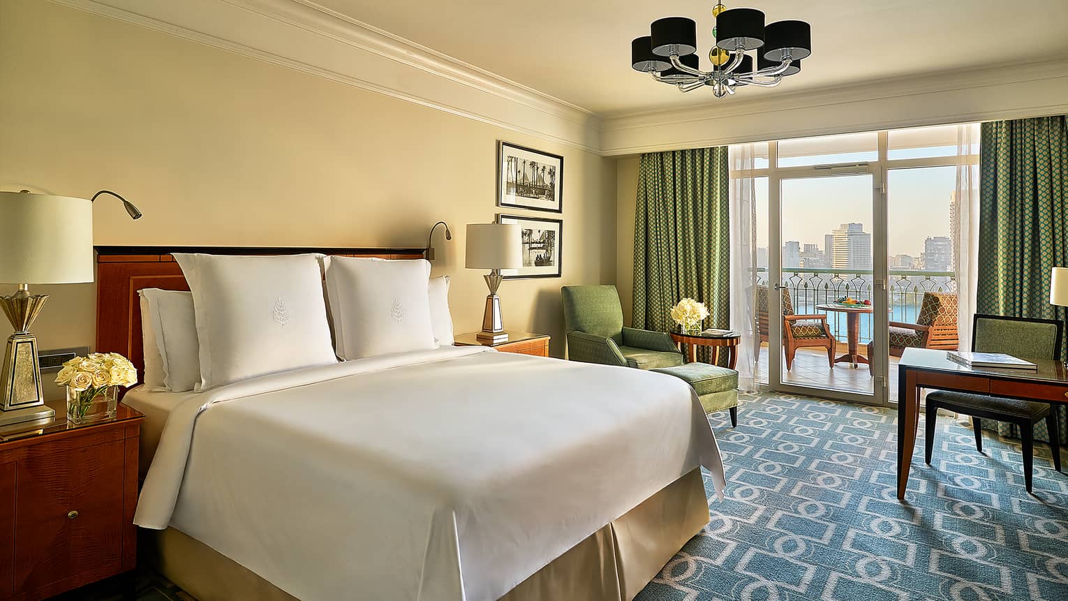 Four Seasons Cairo at Nile Plaza