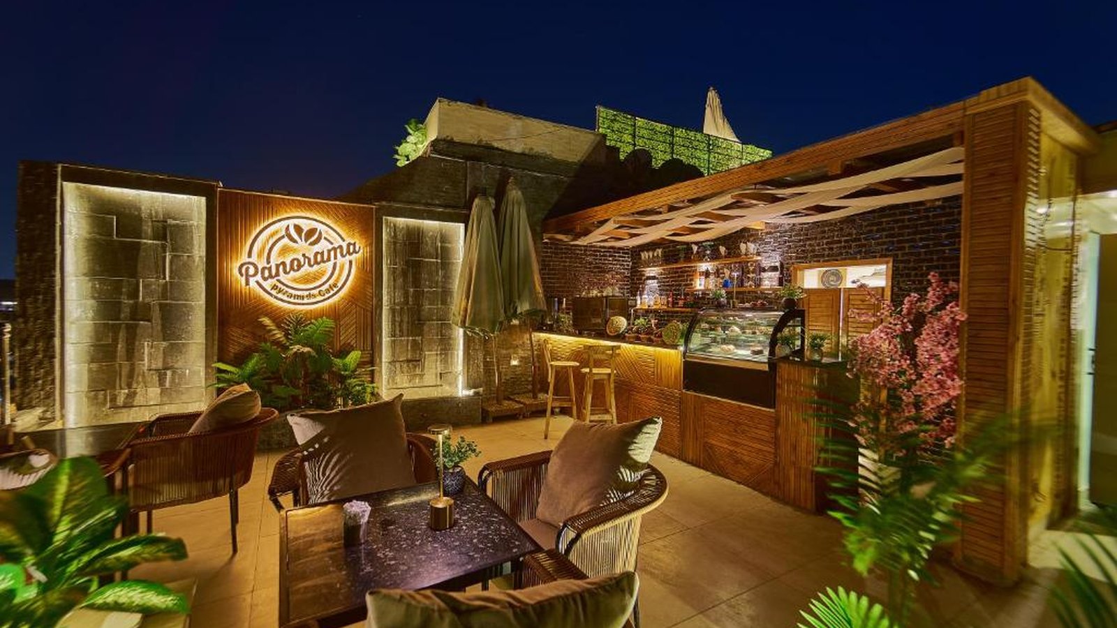 Panorama Pyramid Hotel