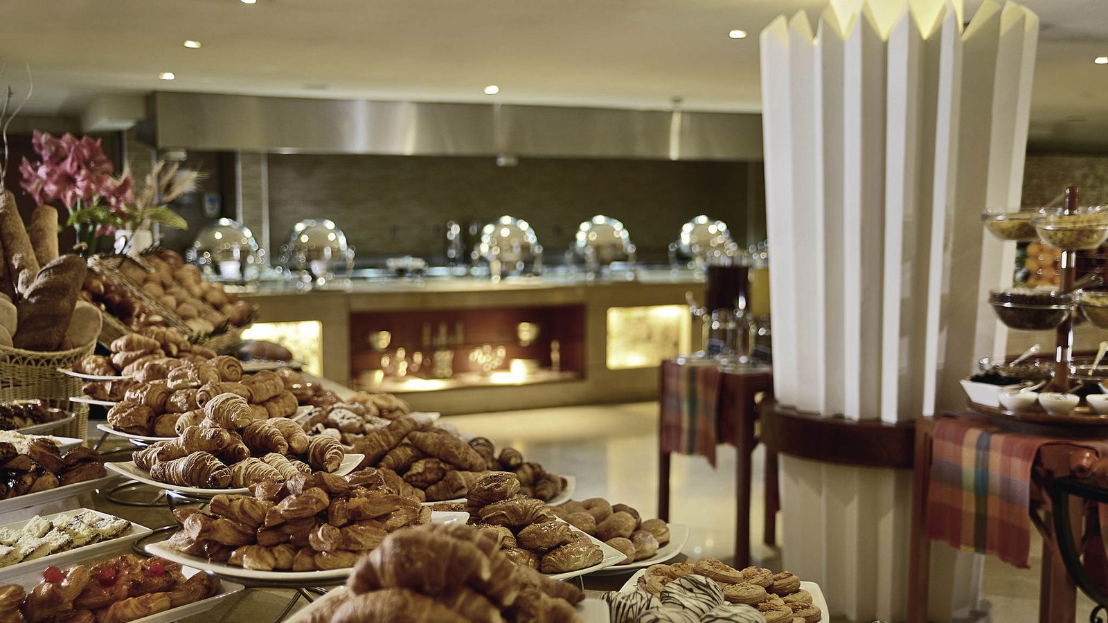 Mövenpick Resort Aswan