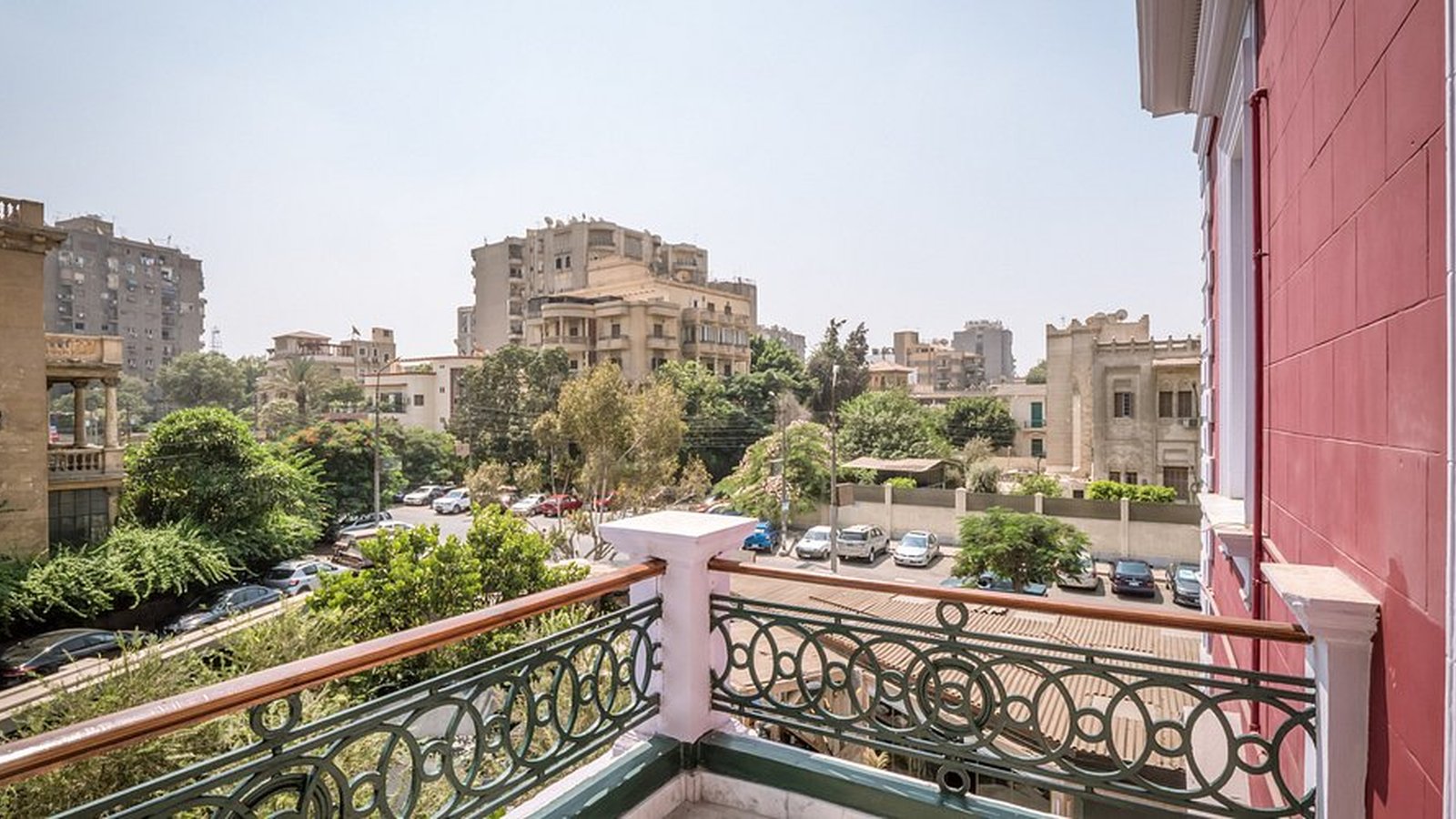 1920s Boutique Hotel and Restaurants