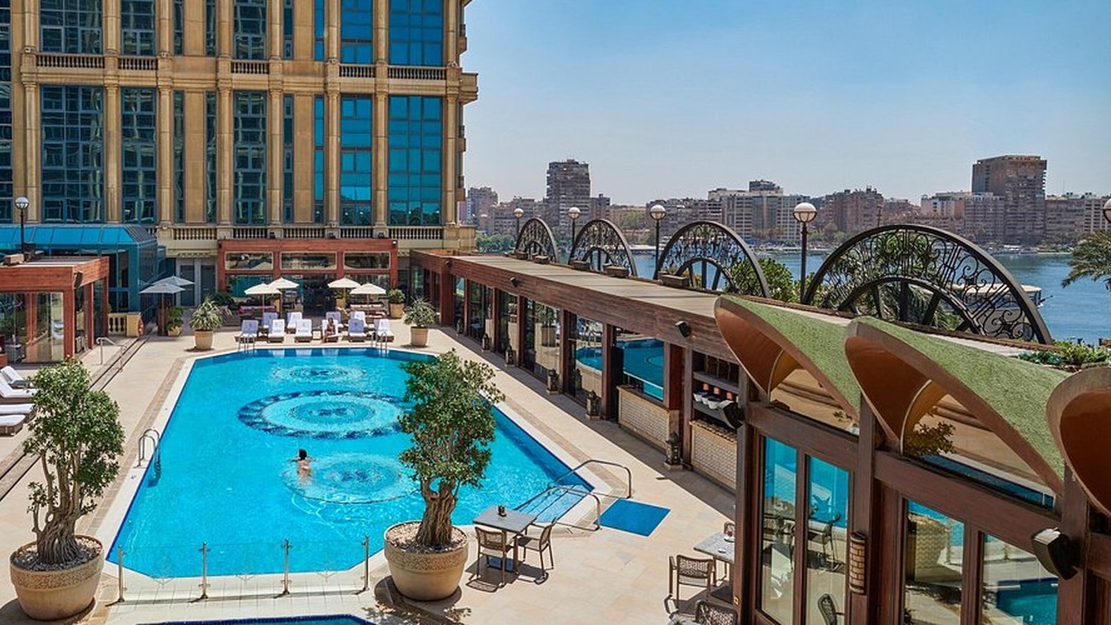 Four Seasons Cairo At The First Residence