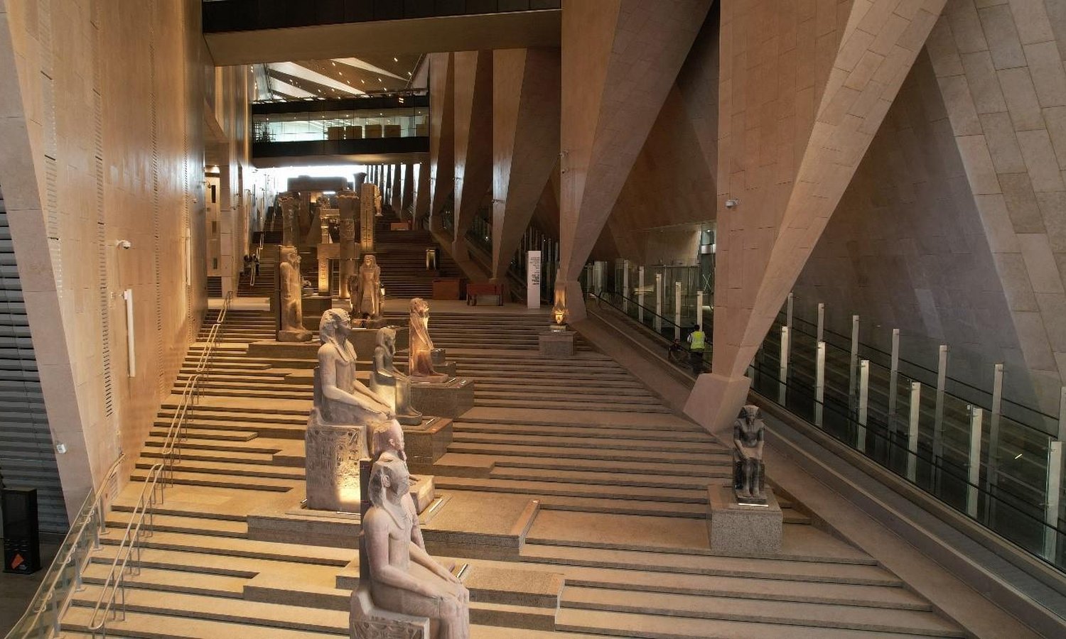 The Ultimate 15-Day Egyptian Odyssey: Temples, Deserts & the Nile