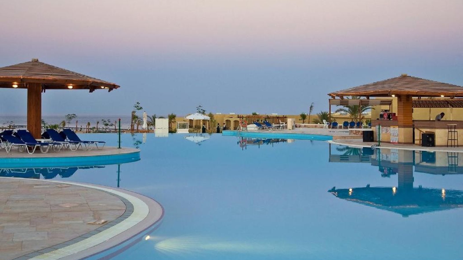 Three Corners Fayrouz Plaza Beach Resort